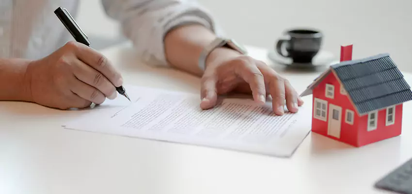 How We Calculate Your Sell House in Foreclosure Offer in Rockville Centre, New York?