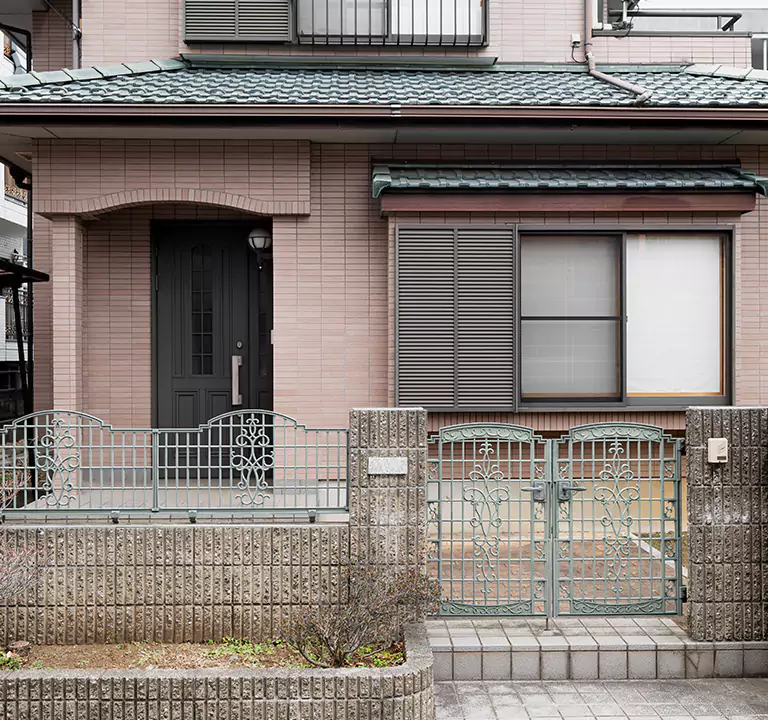 The Most Trusted Company to Sell Damaged House in Rockville Centre