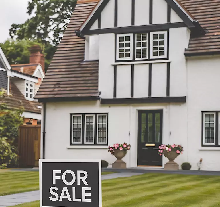 The Top-Rated Buyer to Sell House Off Market in Rockville Centre, NY