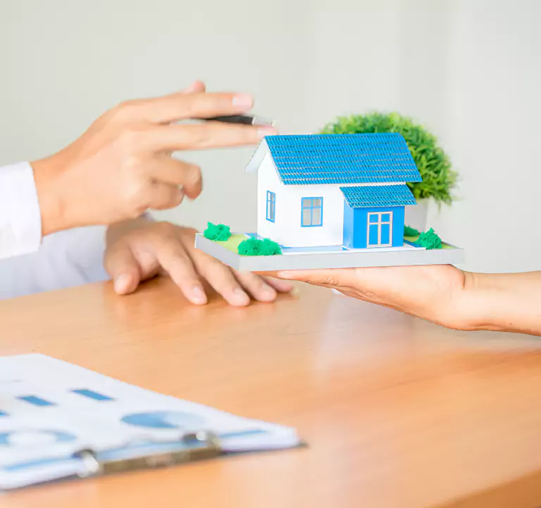 Why Choose Us to Sell a House with a Reverse Mortgage in Rockville Centre, NY?